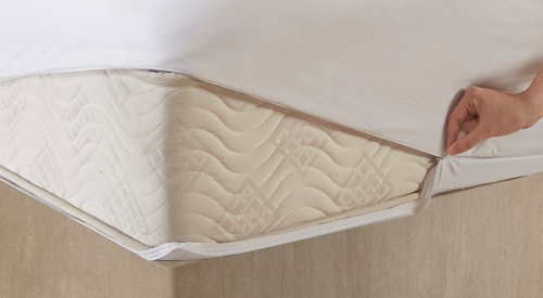 Copper-Ion Infused Mattress Protector
